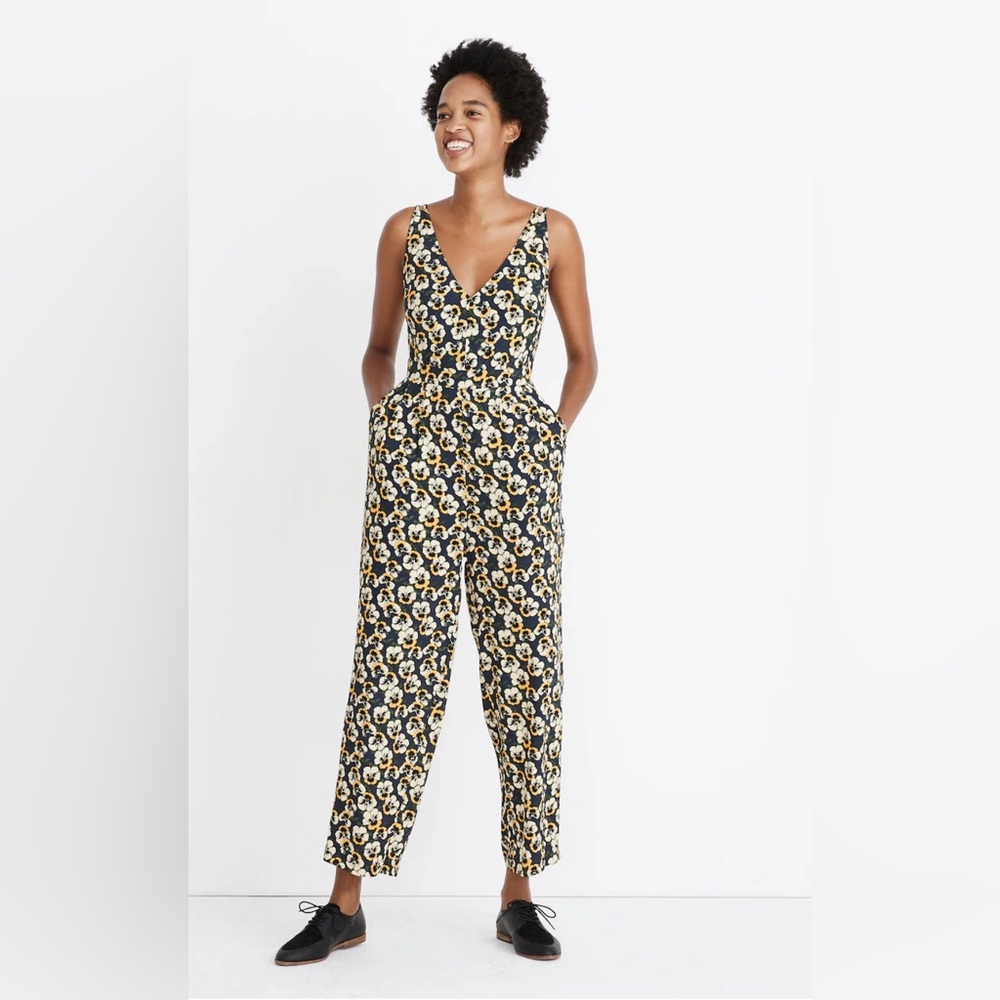 Madewell V-Neck Sleeveless Jumpsuit in Viola Floral